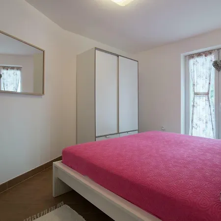 Alice App2 Apartman Liznjan