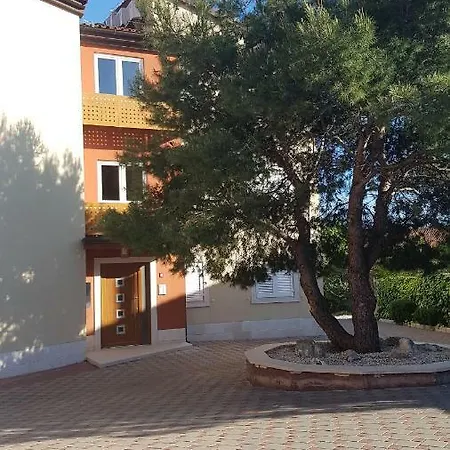 Alice App2 Ližnjan